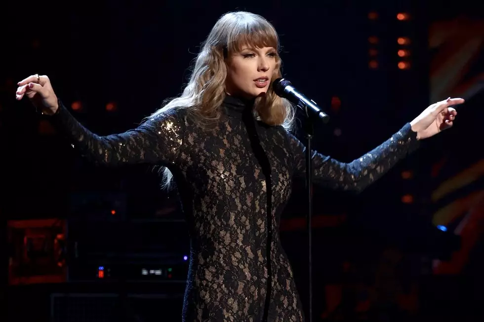 The Eras Tour Might Make Taylor Swift a Billionaire — Fans React