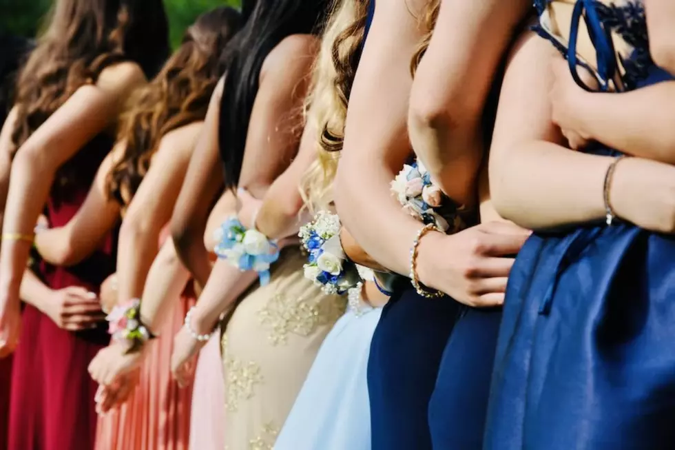‘Sexist’ High School Slammed After Requesting ‘Front and Back’ Photos of Girls’ Prom Dresses
