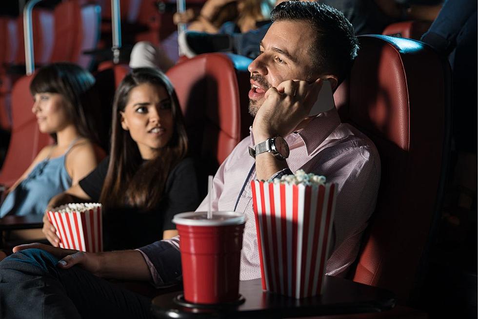 Reddit Roasts ‘Rude’ Man for Using Ridiculously Brightly Lit Phone at Movie Theater