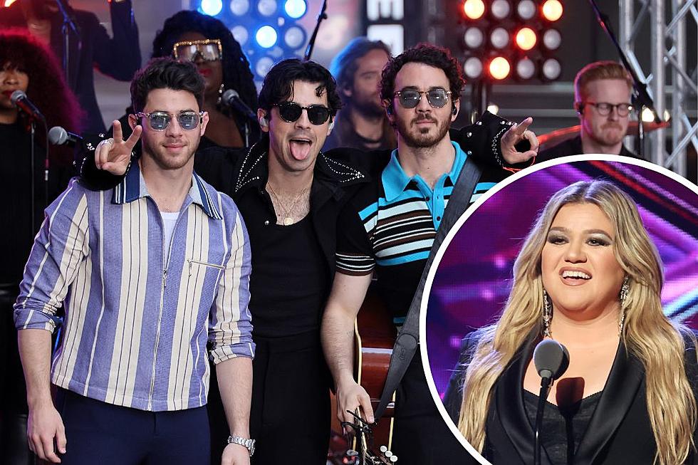 Has Jonas Brothers’ Seventh Album Outsold Kelly Clarkson Like 2007 Hit ‘Year 3000’ Predicted?