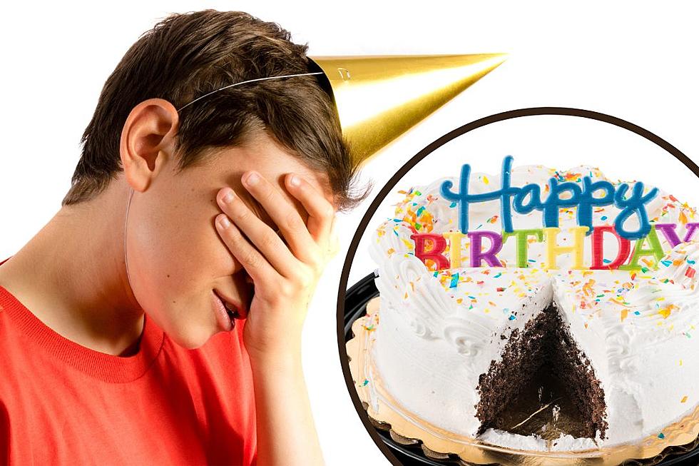Teen Cancels Birthday Party After Dad Sneakily Slices Cake for ‘Golden Child’ Sister