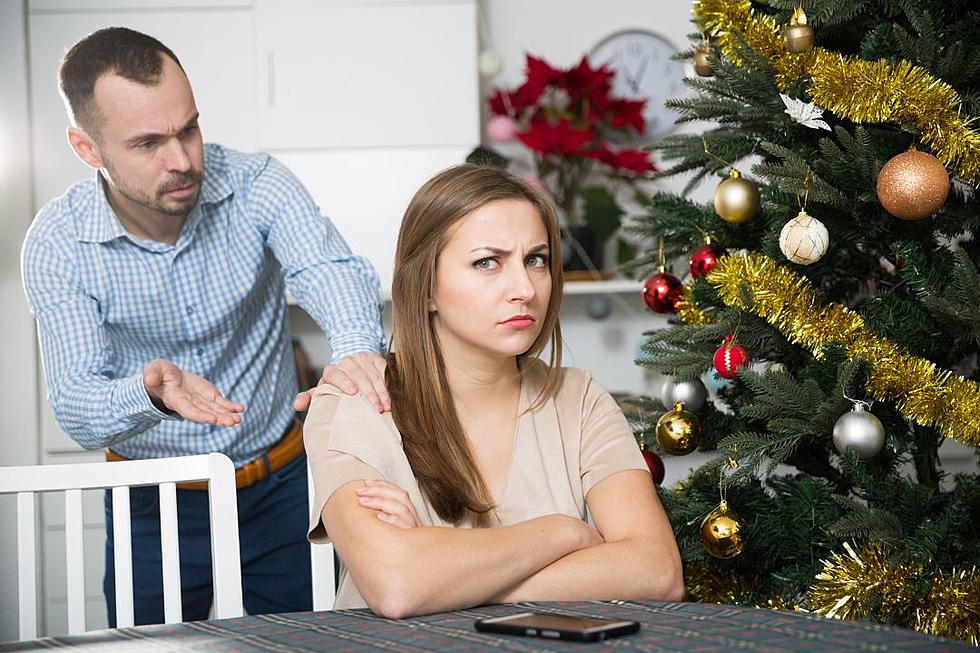 Woman Refuses to Go to Boyfriend’s Ex’s House for the Holidays: ‘She Maybe Still Loves Him’