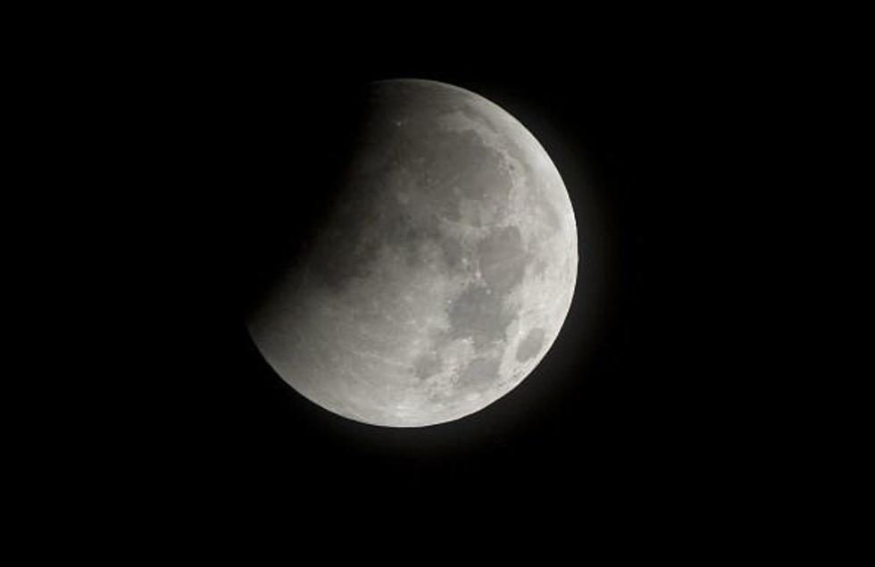 Lunar Eclipse In A  Minute