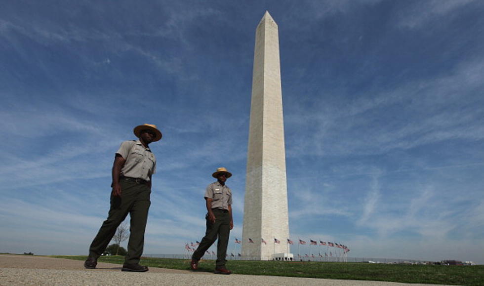 Earthquake Cracks Washington Monument:  Closed Indefinitely