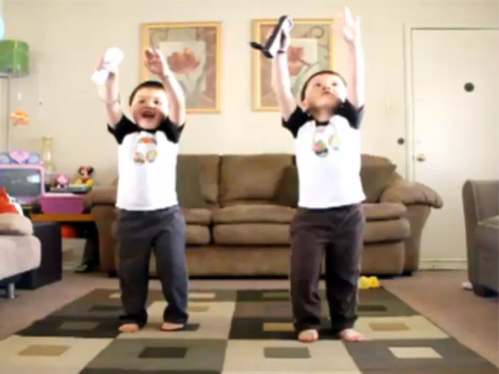 Cute Boys Sing And Dance To Outkast