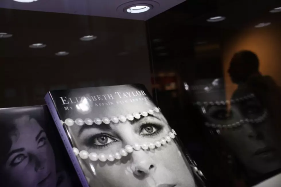 Collection Of Elizabeth Taylor Auction Takes In Nearly $116 Million [VIDEO]