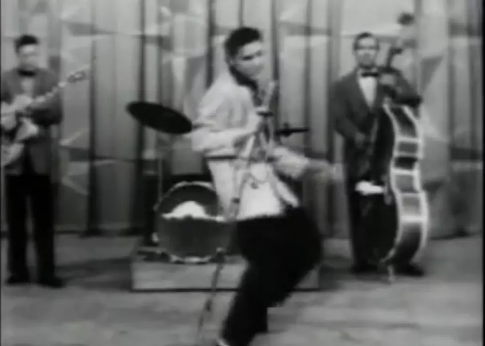 Today In 1956 Elvis Debuted ‘Hound Dog’ And The Controversy Began [VIDEO]
