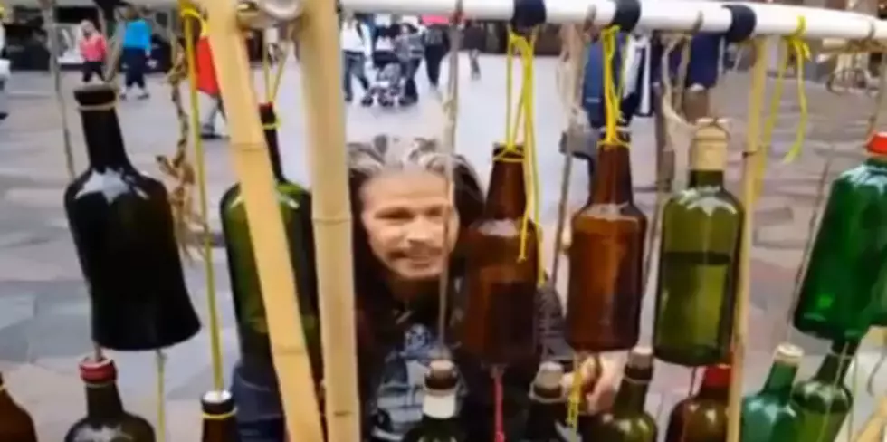 Steven Tyler Plays &#8216;Dream On&#8217; Using Bottles Filled With Water [SPECIAL VIDEO]
