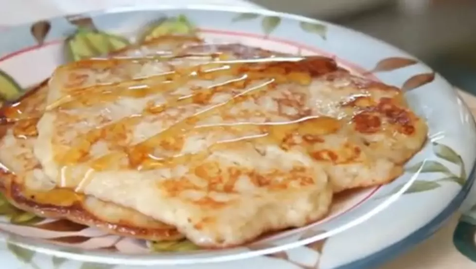 Flourless Pancakes, Banana And Eggs Are All You Need, Simple Tasty And Healthy [VIDEO]