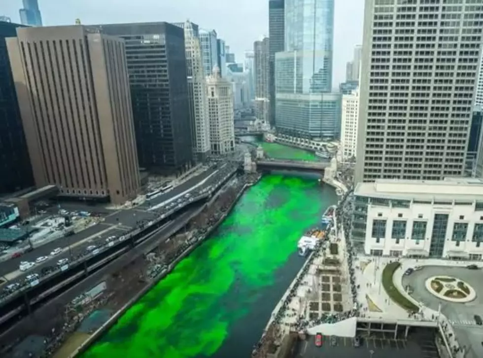 Time – Lapse Video Shows Chicago River Turning Green