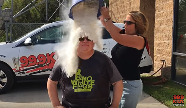 Steve Takes The &#8216;Flour In The Face&#8217; Challenge For Cancer [Video]