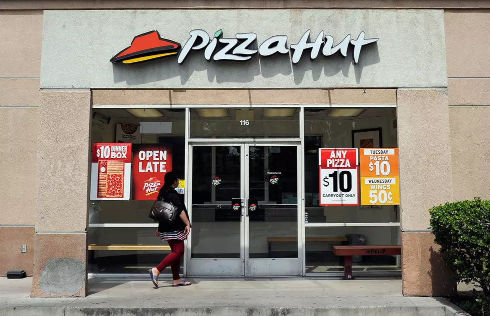 Pizza Hut Brings Back 'Big New Yorker' From the Late 90's
