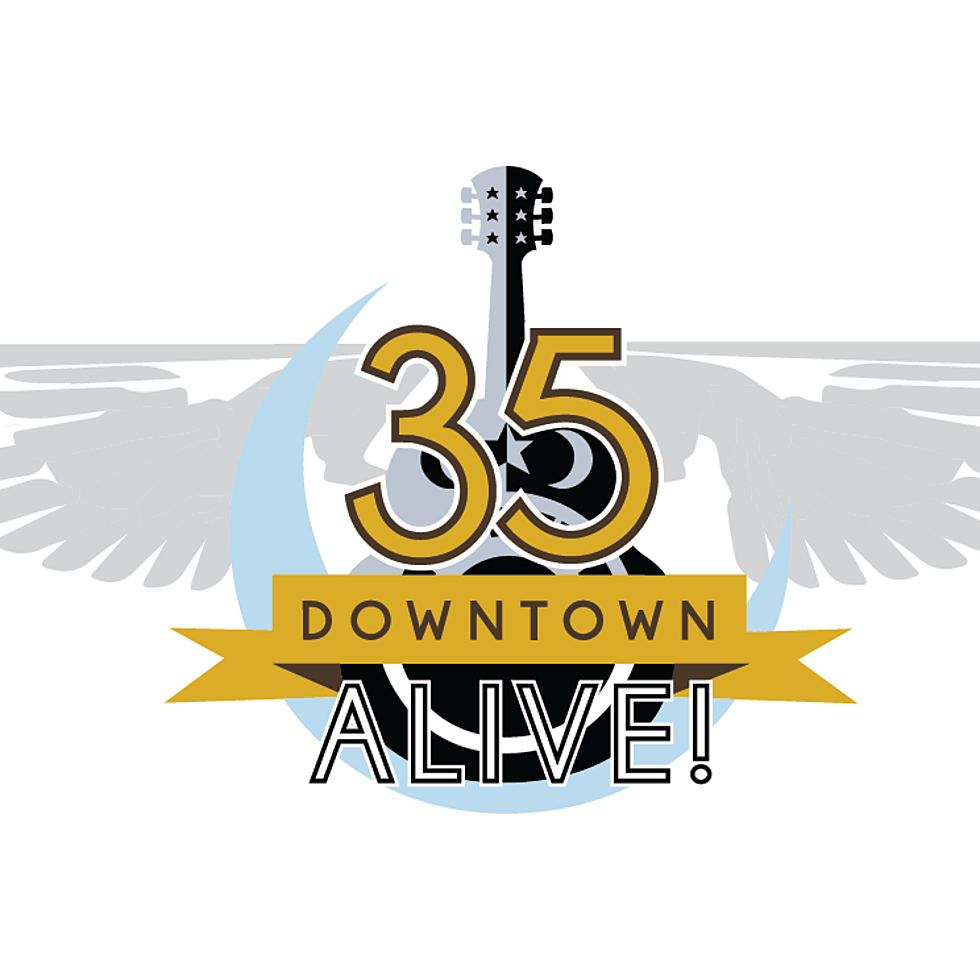 Fleetwood Mac Tribute At Downtown Alive! [Video]