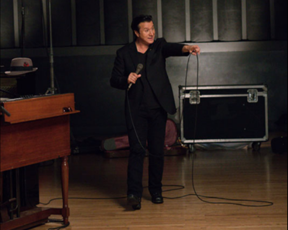 Steve Perry Returns With New Single, Upcoming Album [Video]