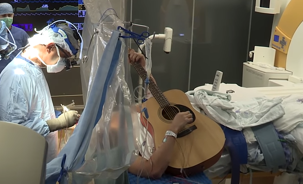 This Guy Played Guitar While Having Brain A Tumor Removed! [Video