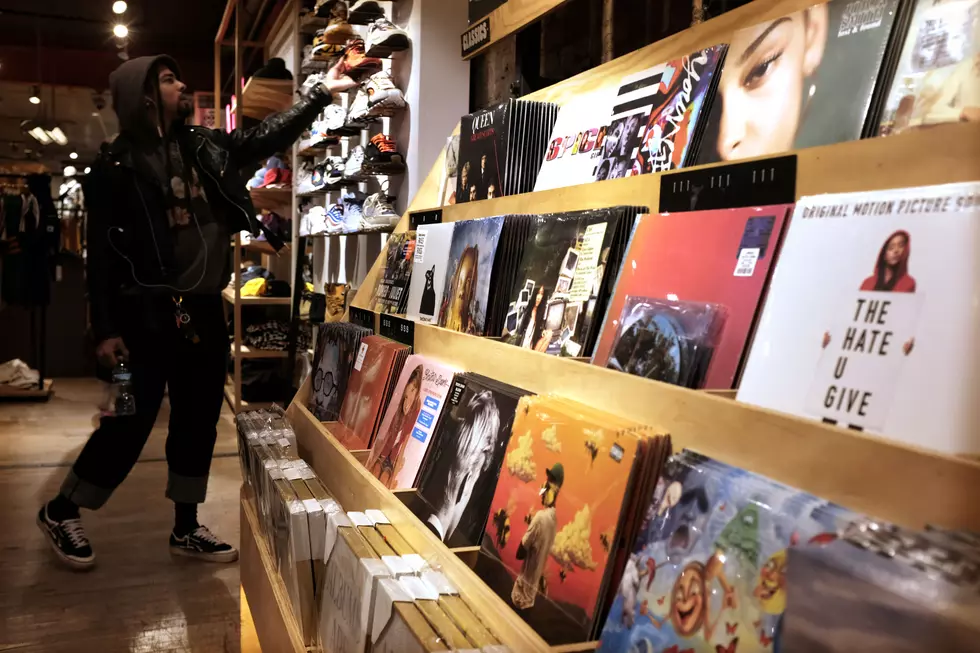 Vinyl Album Sales Hit Historic High in 2020