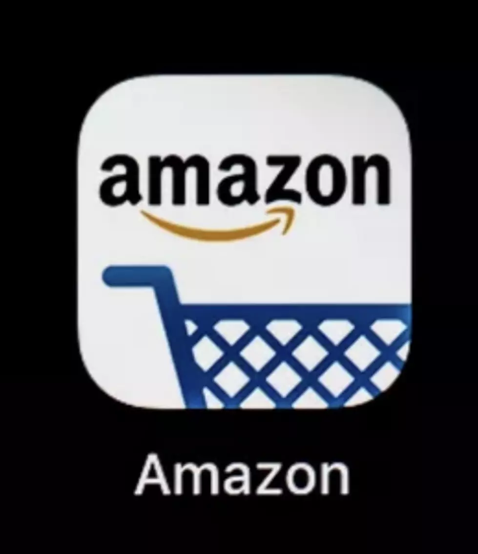Amazon Changes App Icon, People Claimed it Looked Like Hitler’s Mustache