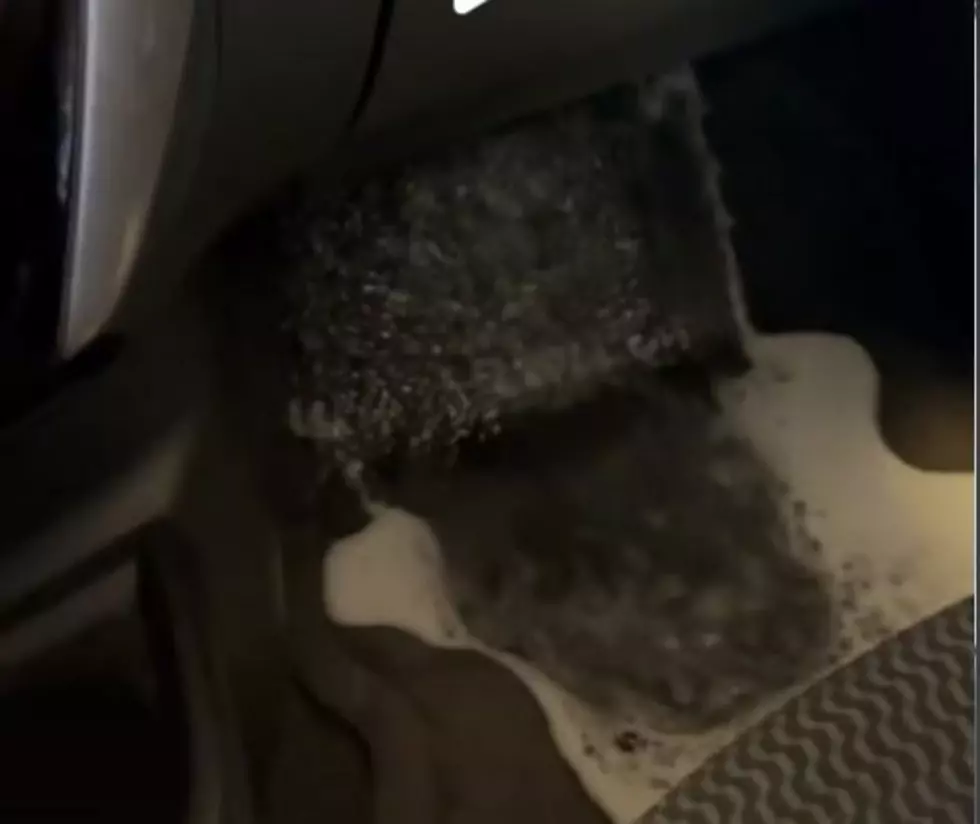 TikToker's Car Starts Flooding While in a Car wash 