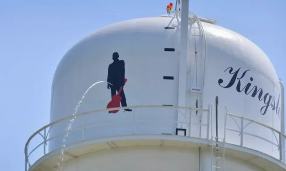 Is the Johnny Cash Image on Water Tower in Arkansas Urinating?