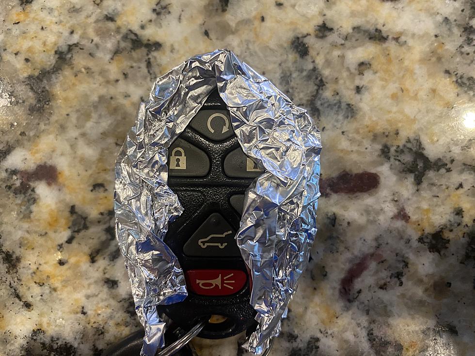 Why Police and Security Experts Say to Wrap Keys in Tinfoil