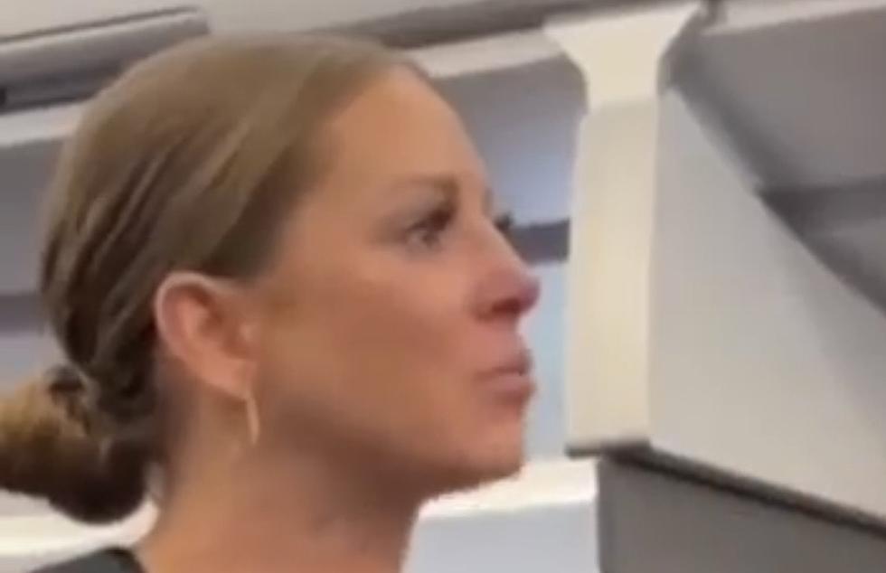 'The Crazy Plane Lady' Apologizes