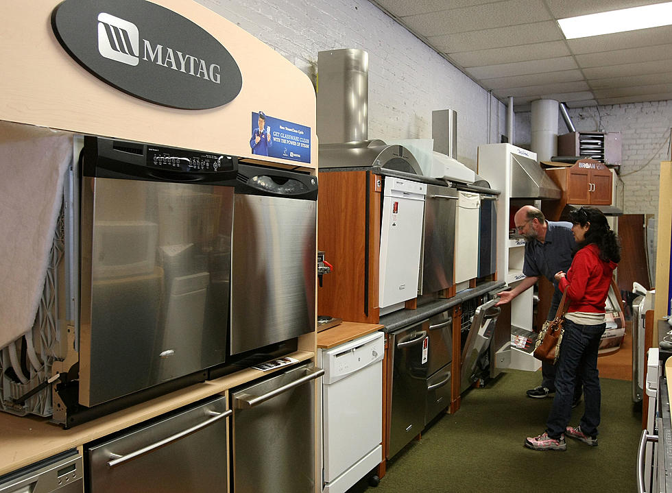 Homeowners Are Now Installing Two Dishwashers in Homes