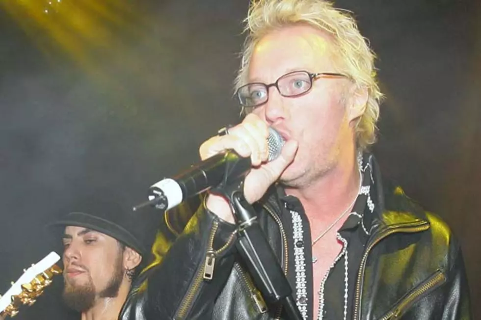 Jani Lane Fought Alcoholism and Lost, Says His Sister