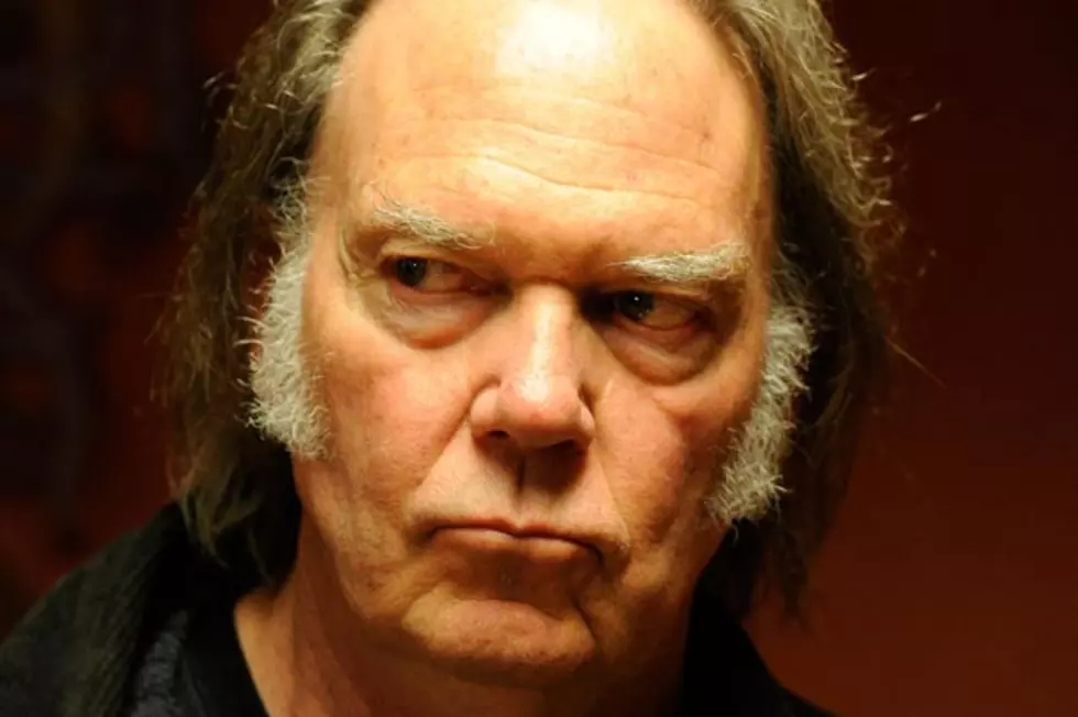 Neil Young Claims He Was Working on iPod Follow Up With Steve Jobs