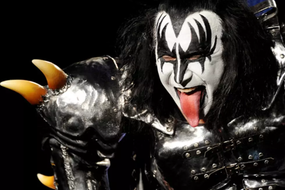 Kiss’ Gene Simmons to Sing National Anthem Before Oakland Raiders 2012 Football Season Opener