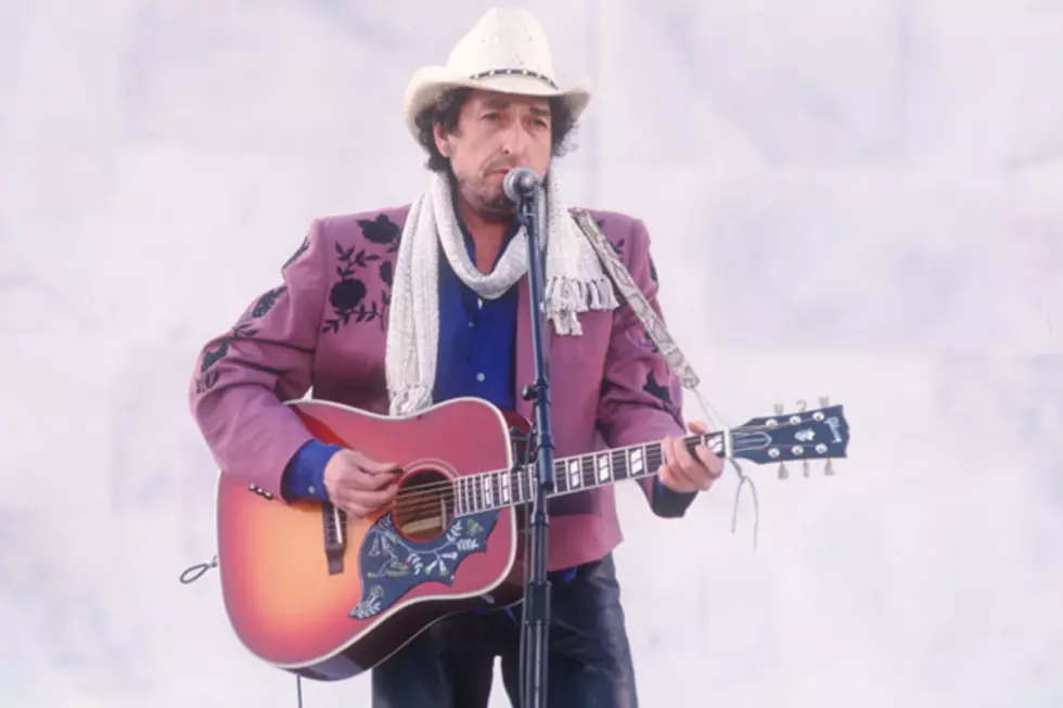 20 Years Ago: Bob Dylan Plays at President-Elect Clinton’s Inaugural Concert