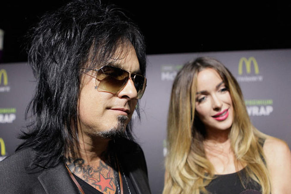 Nikki Sixx Thanks Fans for Support After Mother’s Death