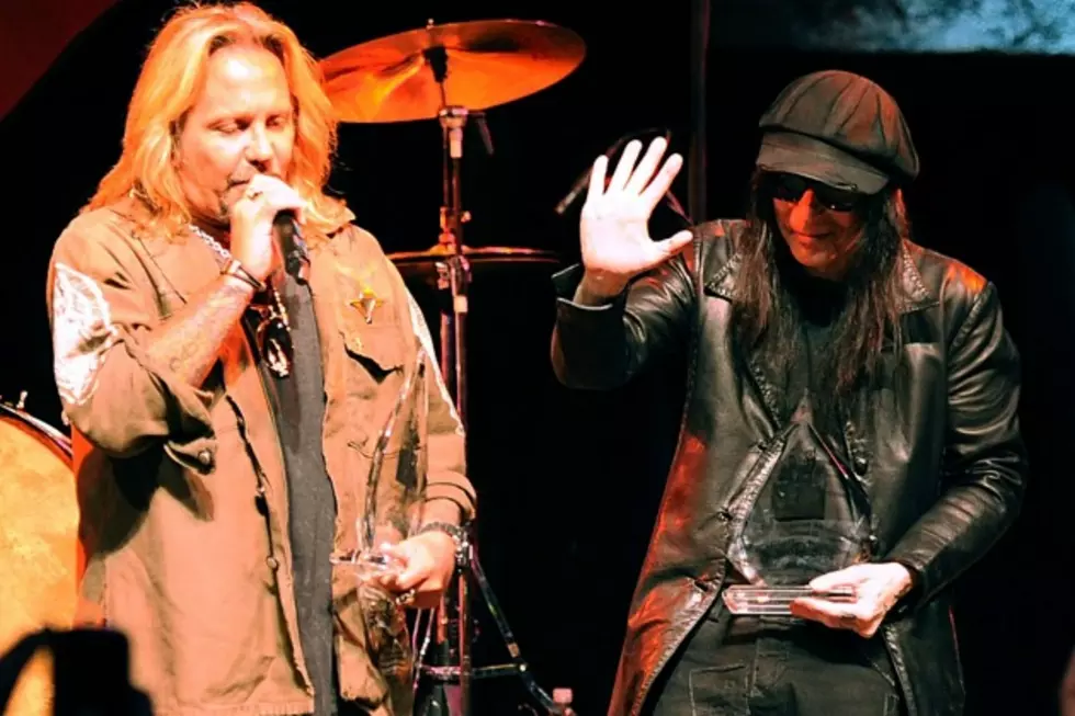 Vince Neil and Mick Mars Clear Up Motley Crue Rumors