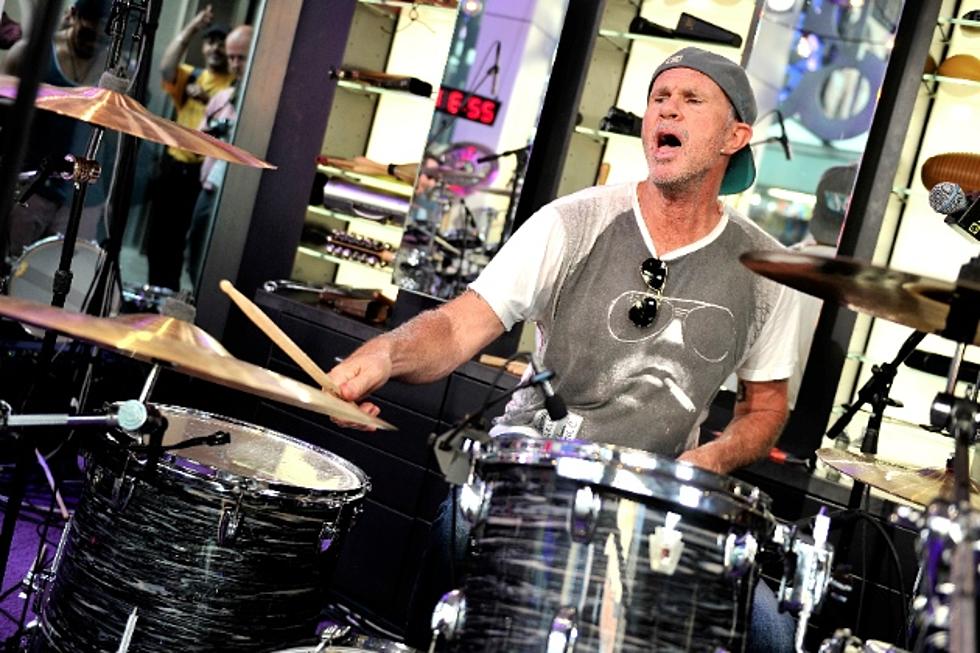 Chad Smith Hit With Death Threats After Soccer Jersey Incident