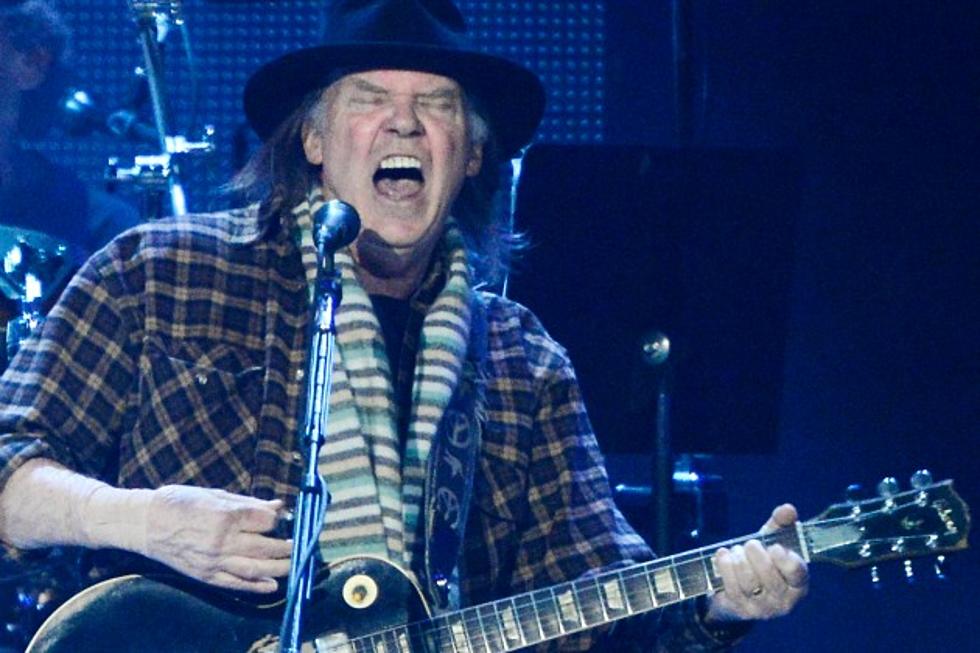 Neil Young Takes on Big Oil in Canada