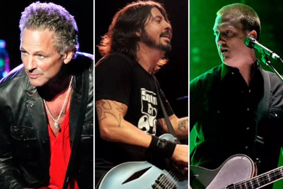 Lindsey Buckingham to Join Dave Grohl and Queens of the Stone Age at Grammys