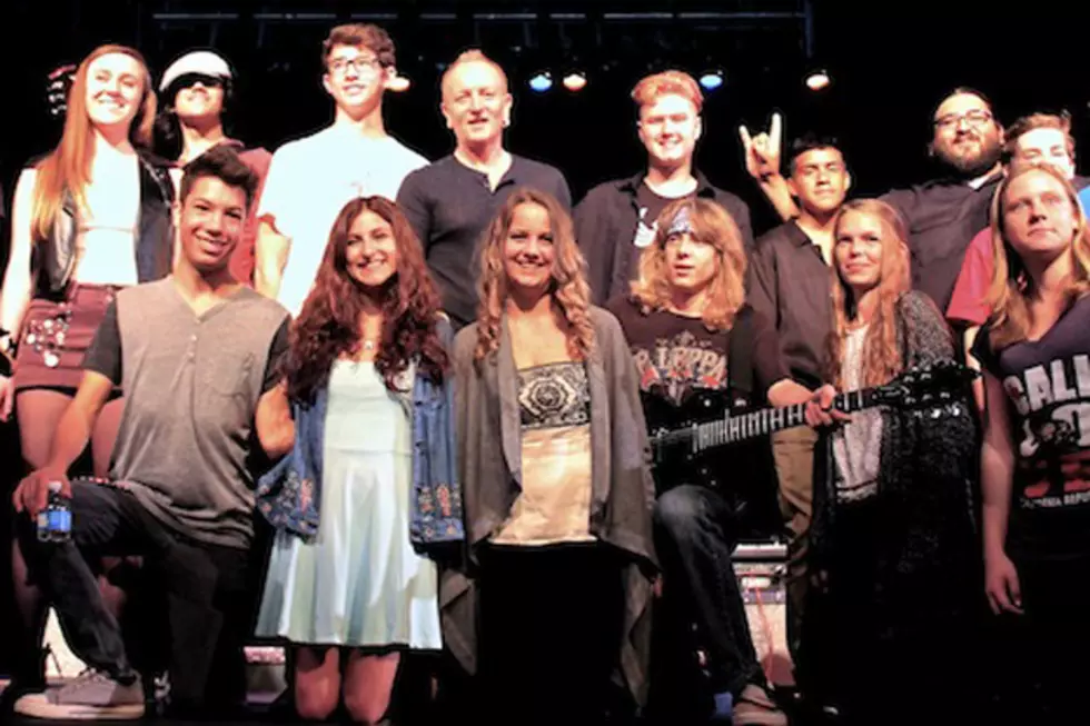 Def Leppard’s Phil Collen Gives Master Class at Performing Arts High School