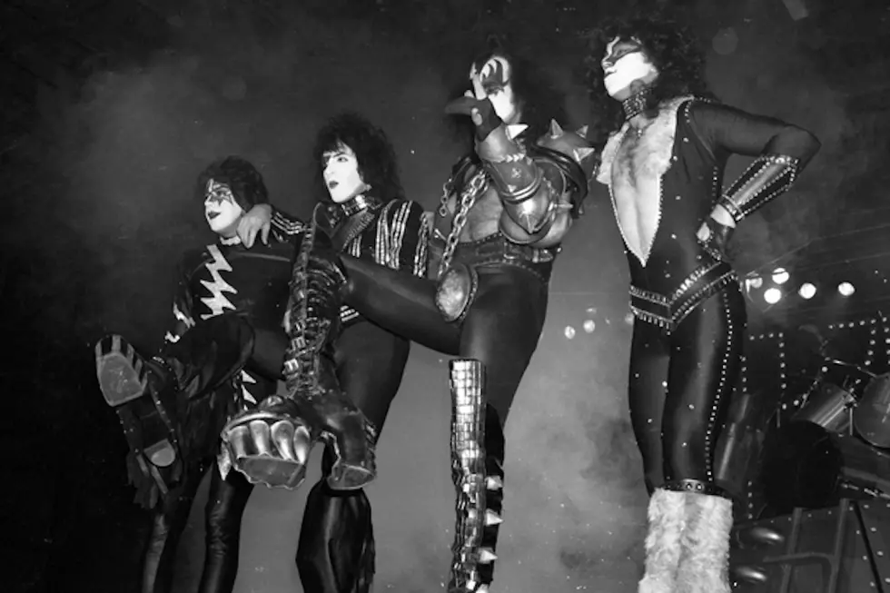 The Night Eric Carr Played His First Show With Kiss