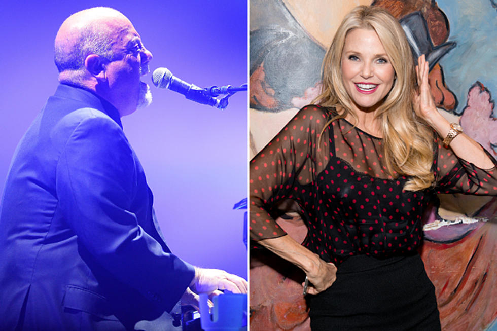 Billy Joel Sings ‘Uptown Girl’ With Christie Brinkley In Attendance
