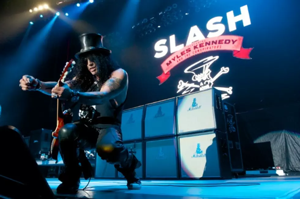 Slash Announces Los Angeles Club Dates to Promote New &#8216;World on Fire&#8217; LP