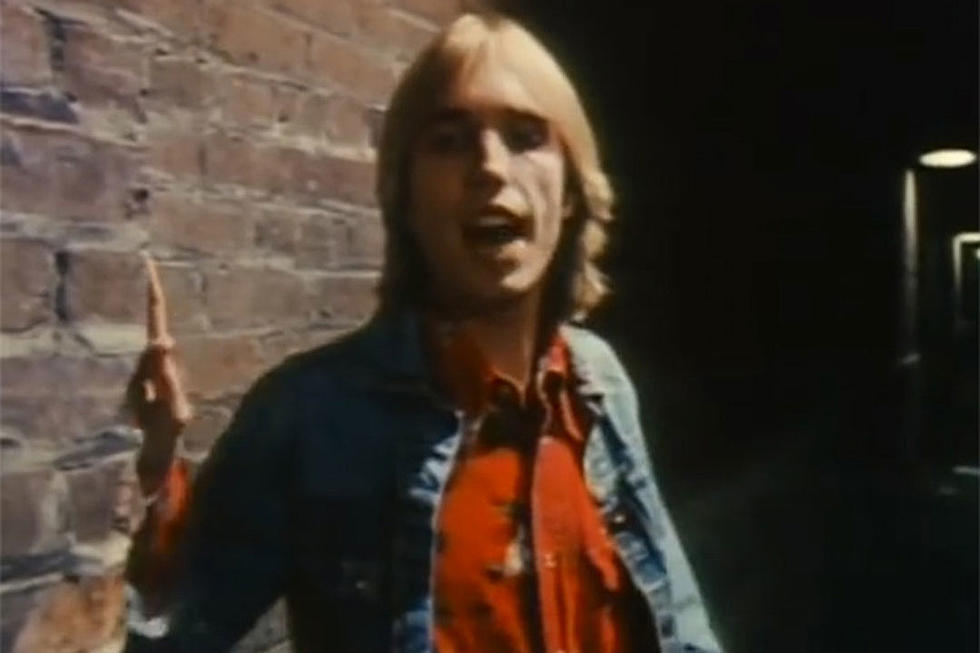 How Tom Petty Finally Hit the Big Time With ‘Damn the Torpedoes’
