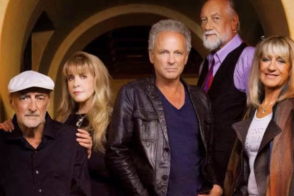 Fleetwood Mac Begin Reunion Tour With Christine McVie