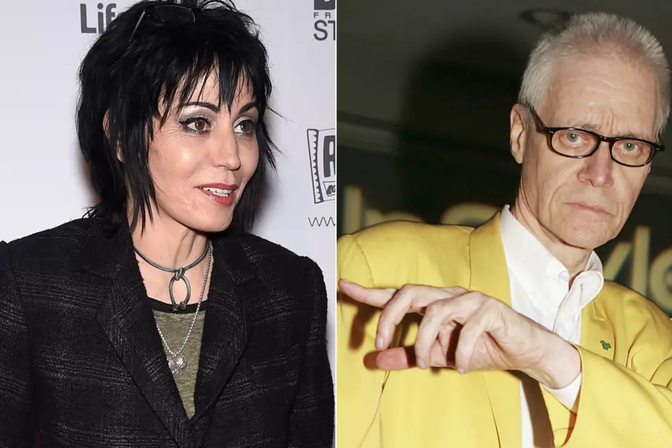 Joan Jett and Others Pay Tribute to Kim Fowley at his Funeral