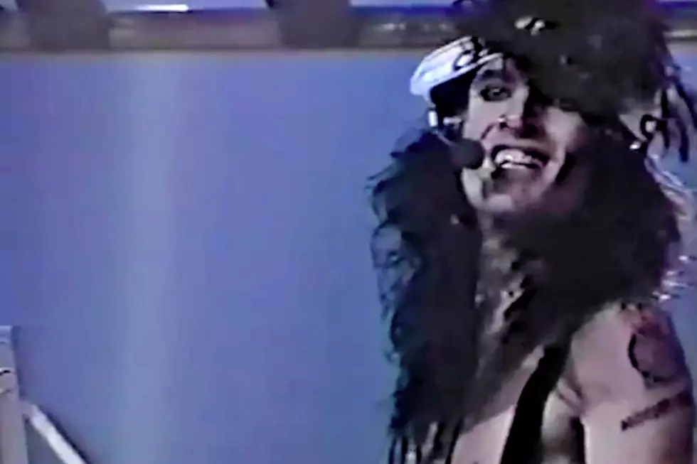When Tommy Lee Was Fined for Mooning Motley Crue Fans