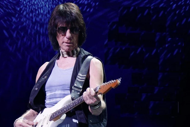 Jeff Beck Announces Summer Tour Dates
