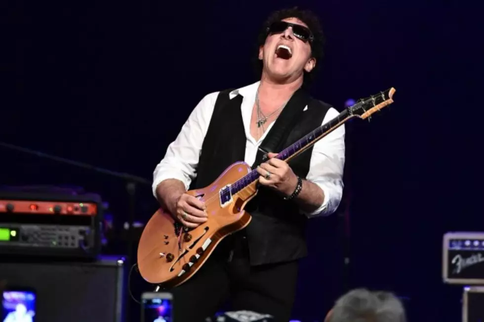 Journey Book Neal Schon As Opening Act for Canadian Tour