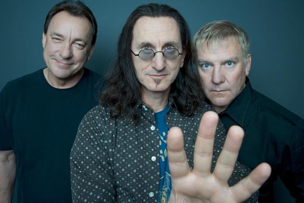 Alex Lifeson Assures Rush Fans That the &#8216;R40&#8242; Tour Was &#8216;Not the End of the Band&#8217;