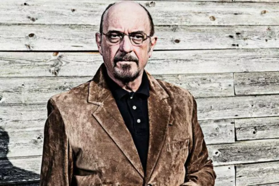 Ian Anderson to Visit Jethro Tull&#8217;s Grave