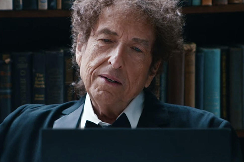 Bob Dylan Talks to Computer in a New IBM Watson Commercial