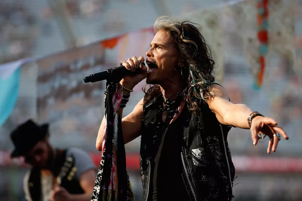 Steven Tyler to Help Abuse Victims