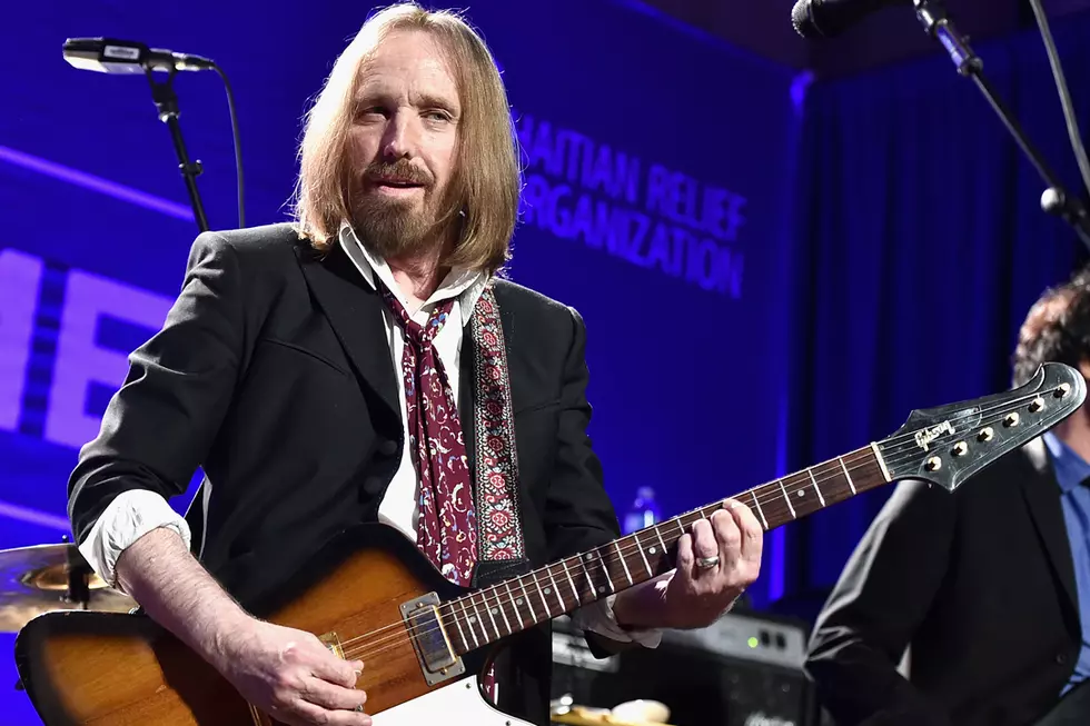 Tom Petty Hailed for Making ‘Political Statement’ on Trump’s Transgender Policy